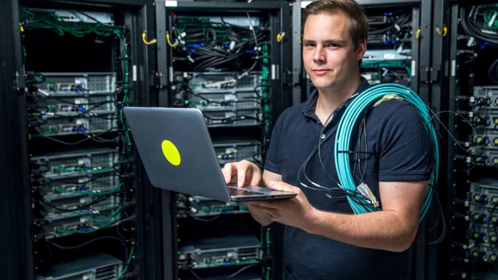 Boost Data Center Efficiency With Effective Server Rack Cleaning